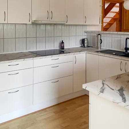 Ferienhaus 2 Bedroom Amazing In